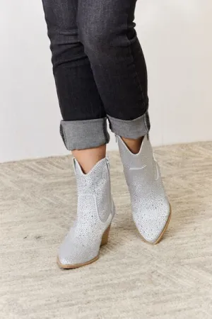 East Lion Corp Rhinestone Bedazzled Ankle Cowboy Cowgirl Bootie White Boots