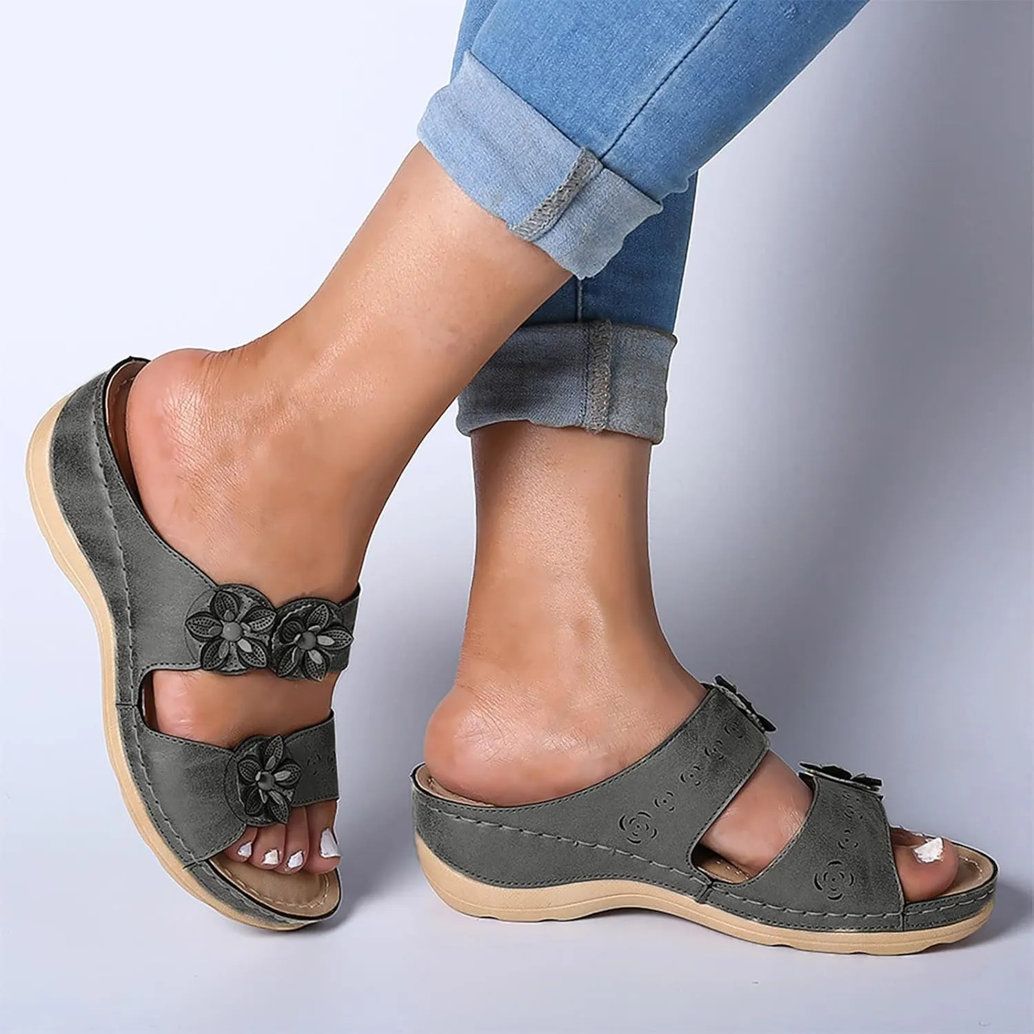 Orthopedic Flip Flops for Women with Arch Support Comfortable Walking Sandals Summer Beach Casual Lightweight Yoga Mat Cushion Recovery Plantar Fasciitis Relief