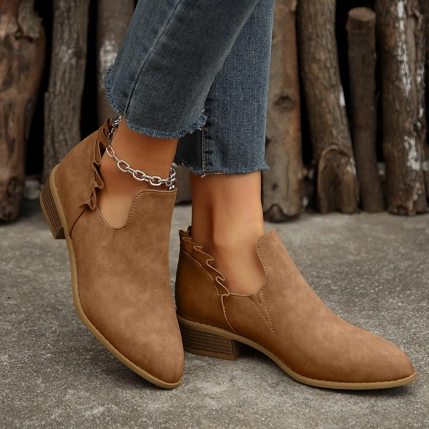 White Cowgirl Boots Woman Side Zipper Ankle Boots Suede Pointy Toe Block Chunky Short Heels Girls Ladies Fall Winter